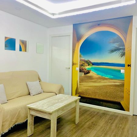 لاس بالماس دي غران كاناريا Apartamento Moderno Tipo Semisotano En Playa Las Canteras Con Wifi المظهر الخارجي الصورة